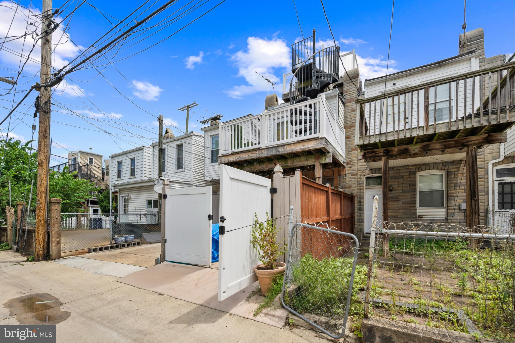 RIVERSIDE - Residential