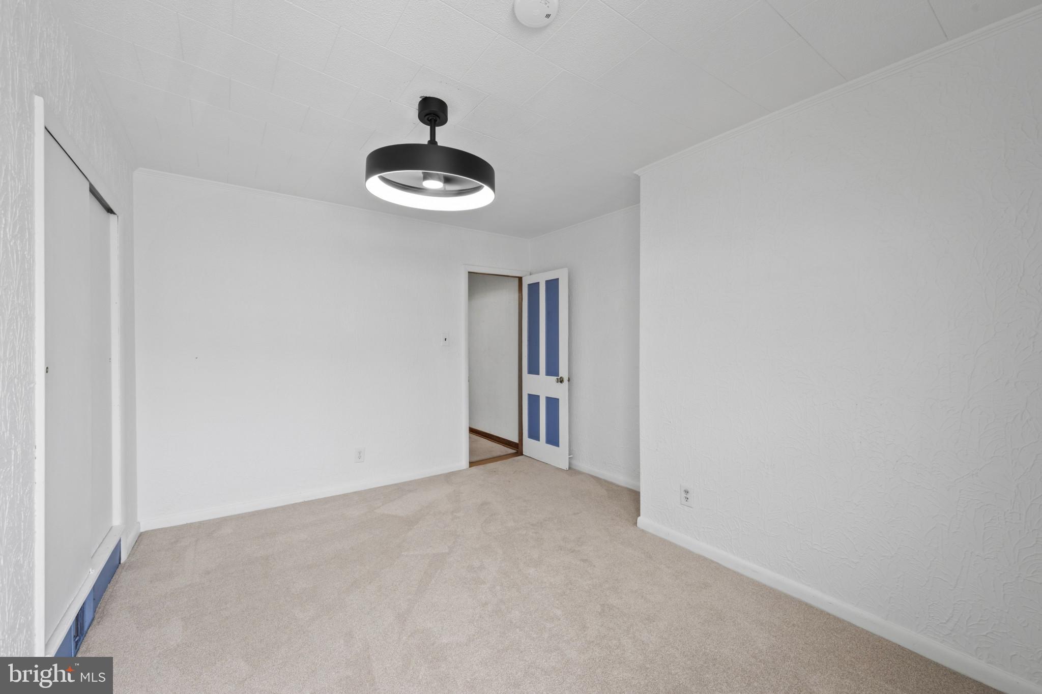RIVERSIDE - Residential