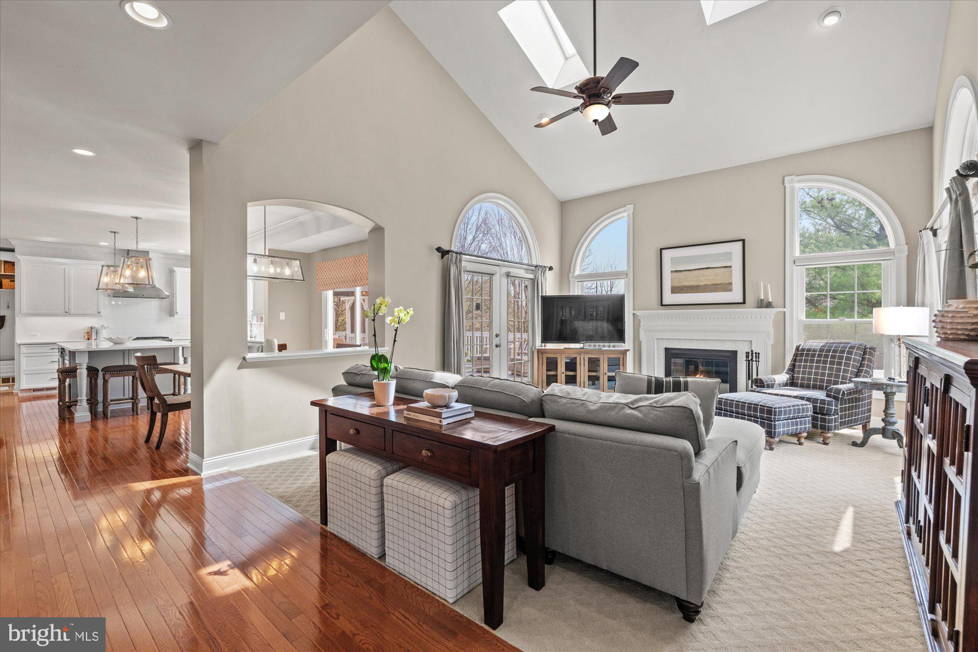 WILLOWS OF POTOMAC - Residential
