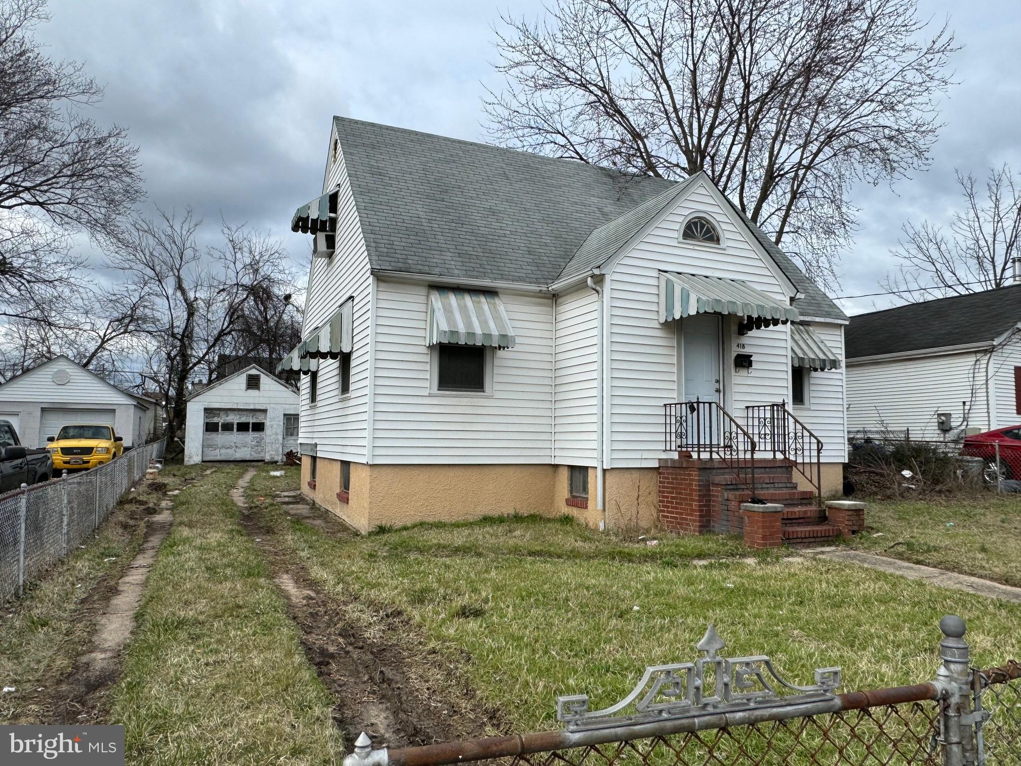 ESSEX - Residential