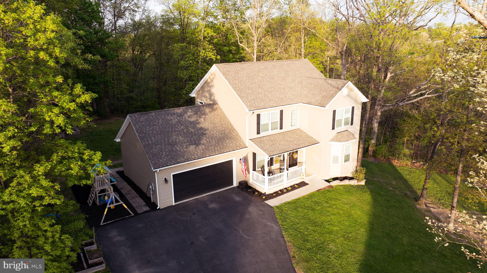 CAMERON ACRES - Residential