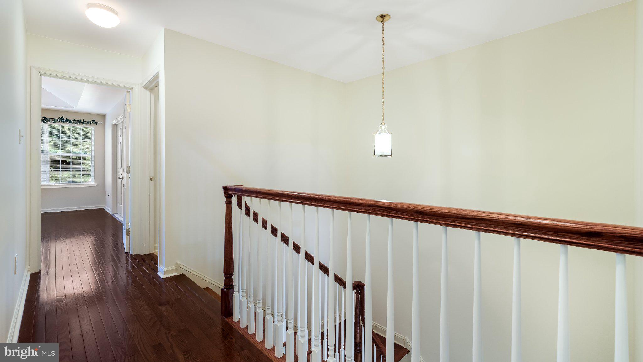 OXFORD LANE - Residential