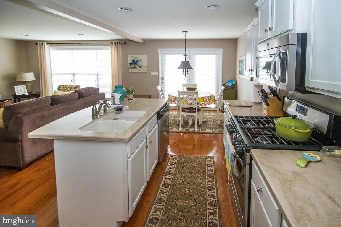 FLORIN HILL - Residential