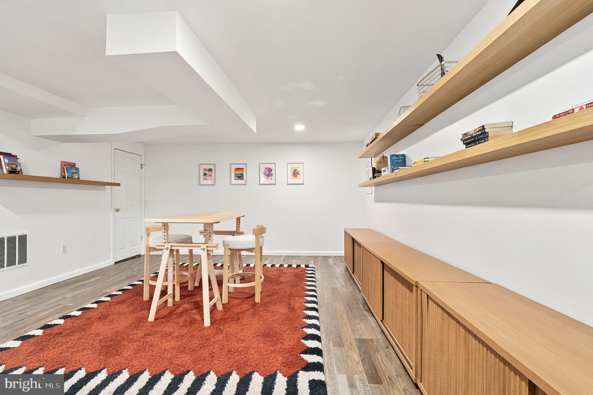 BRIGHTON EAST - Residential
