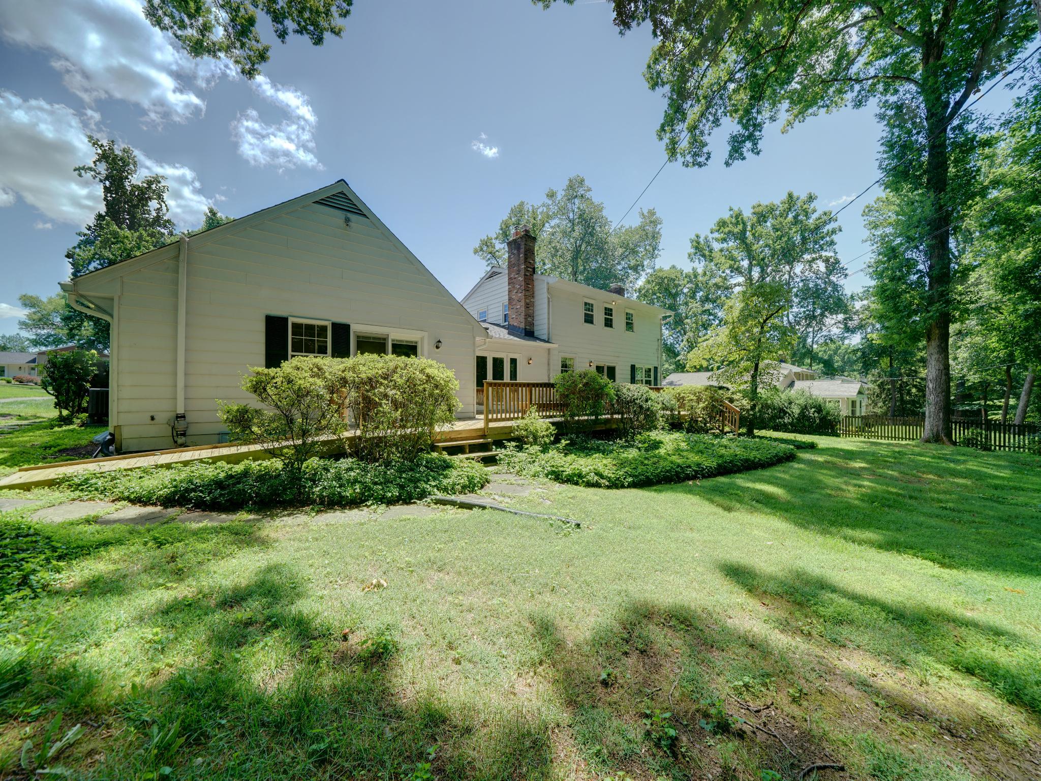 BEAVERBROOK - Residential