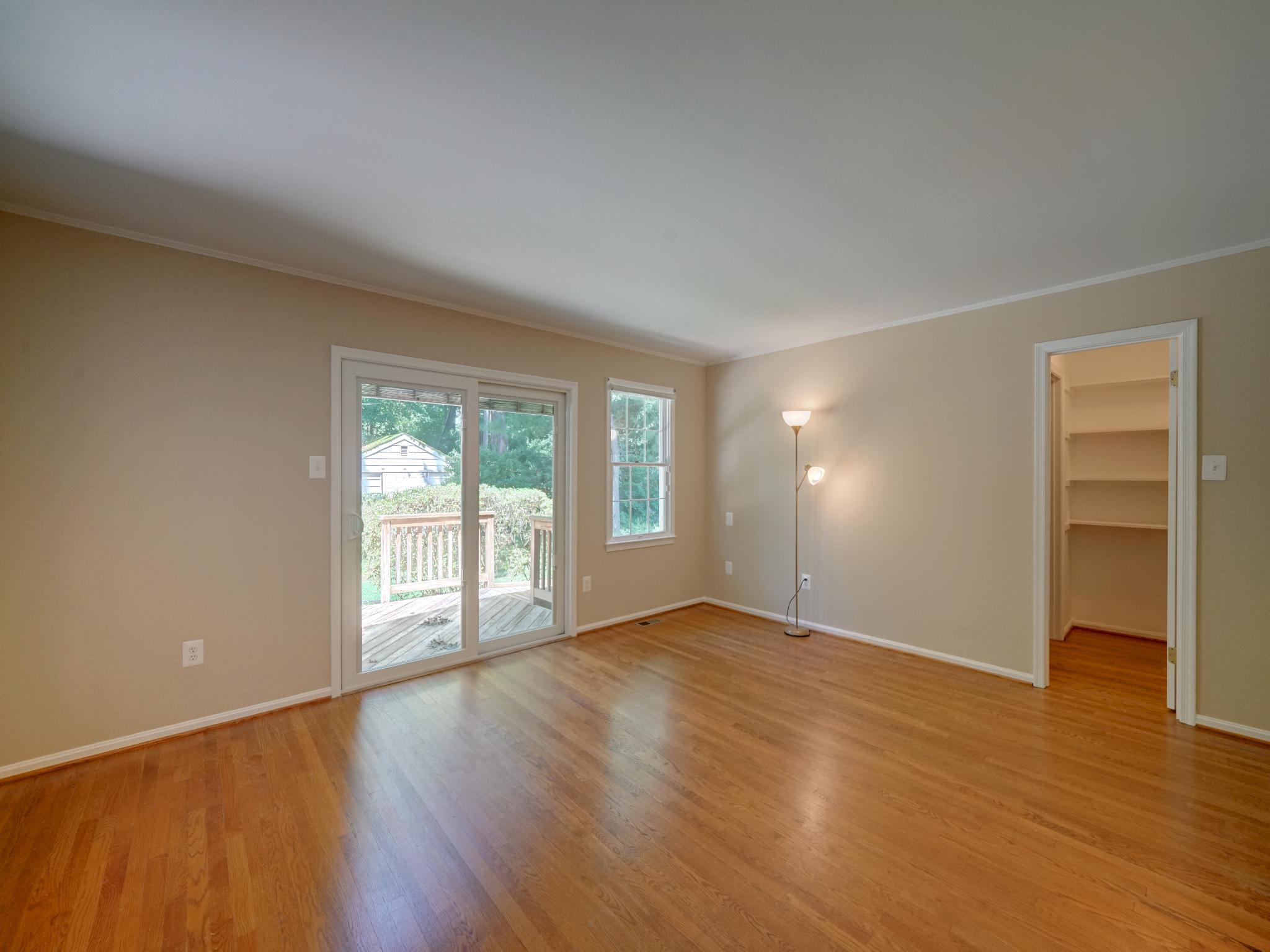 BEAVERBROOK - Residential