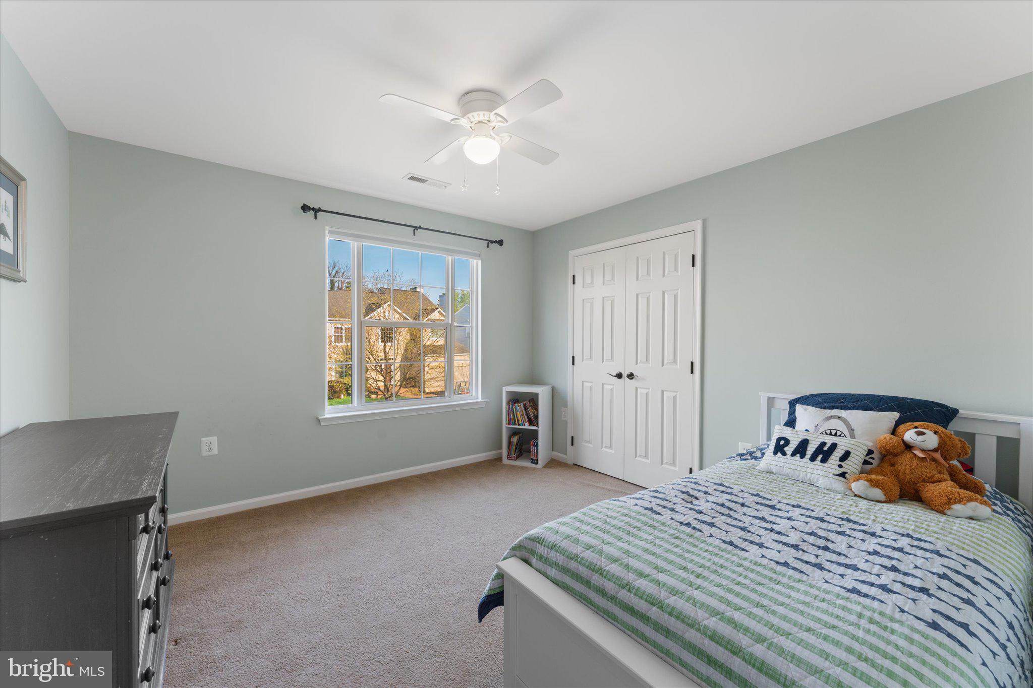 POTOMAC CROSSING - Residential