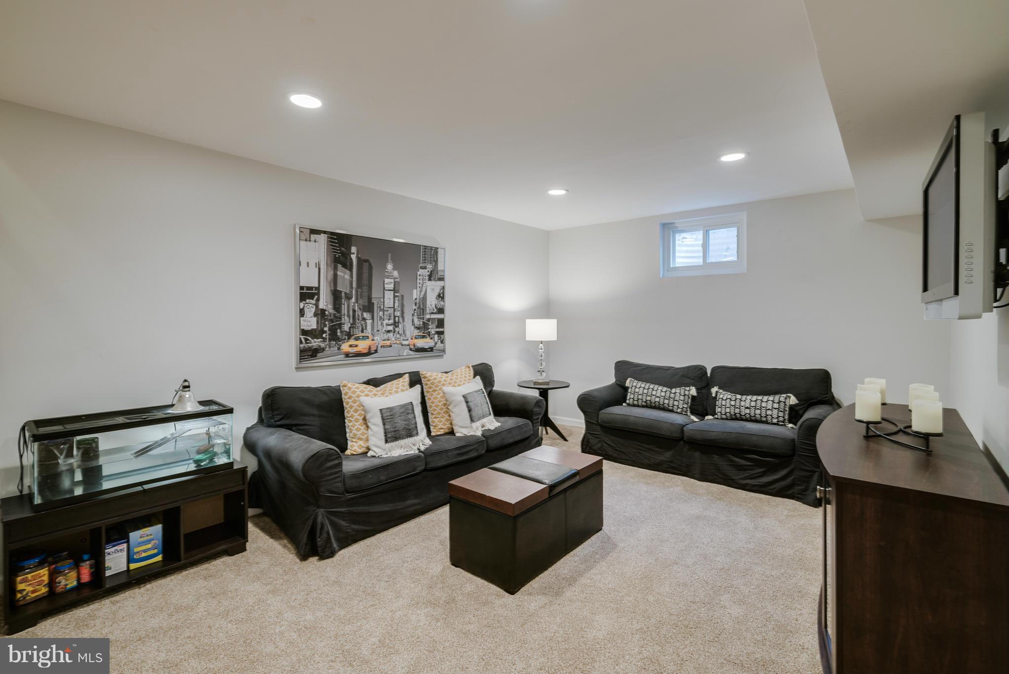 STEDWICK TOWNHOUSES - Residential