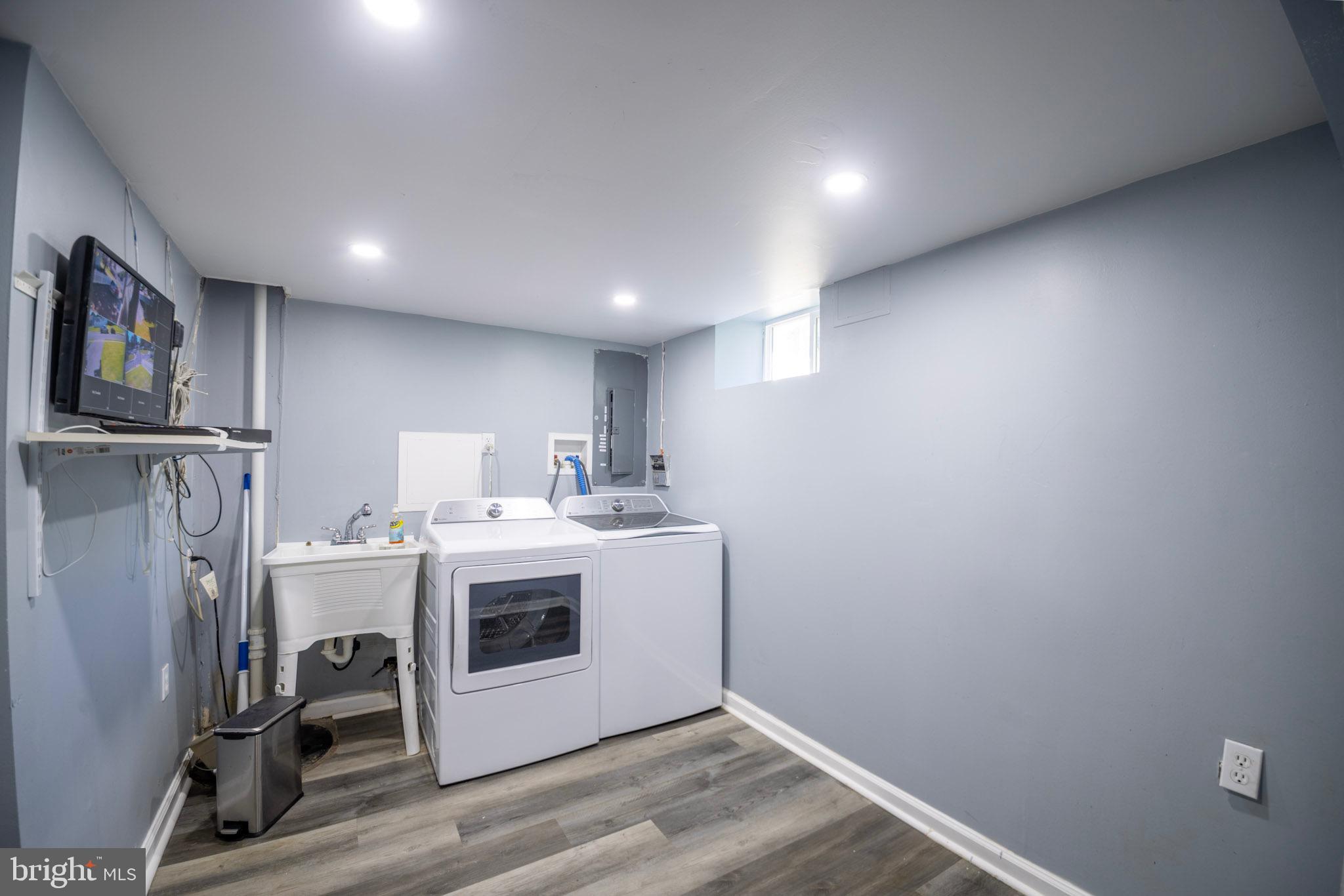 BRISTOL - Residential