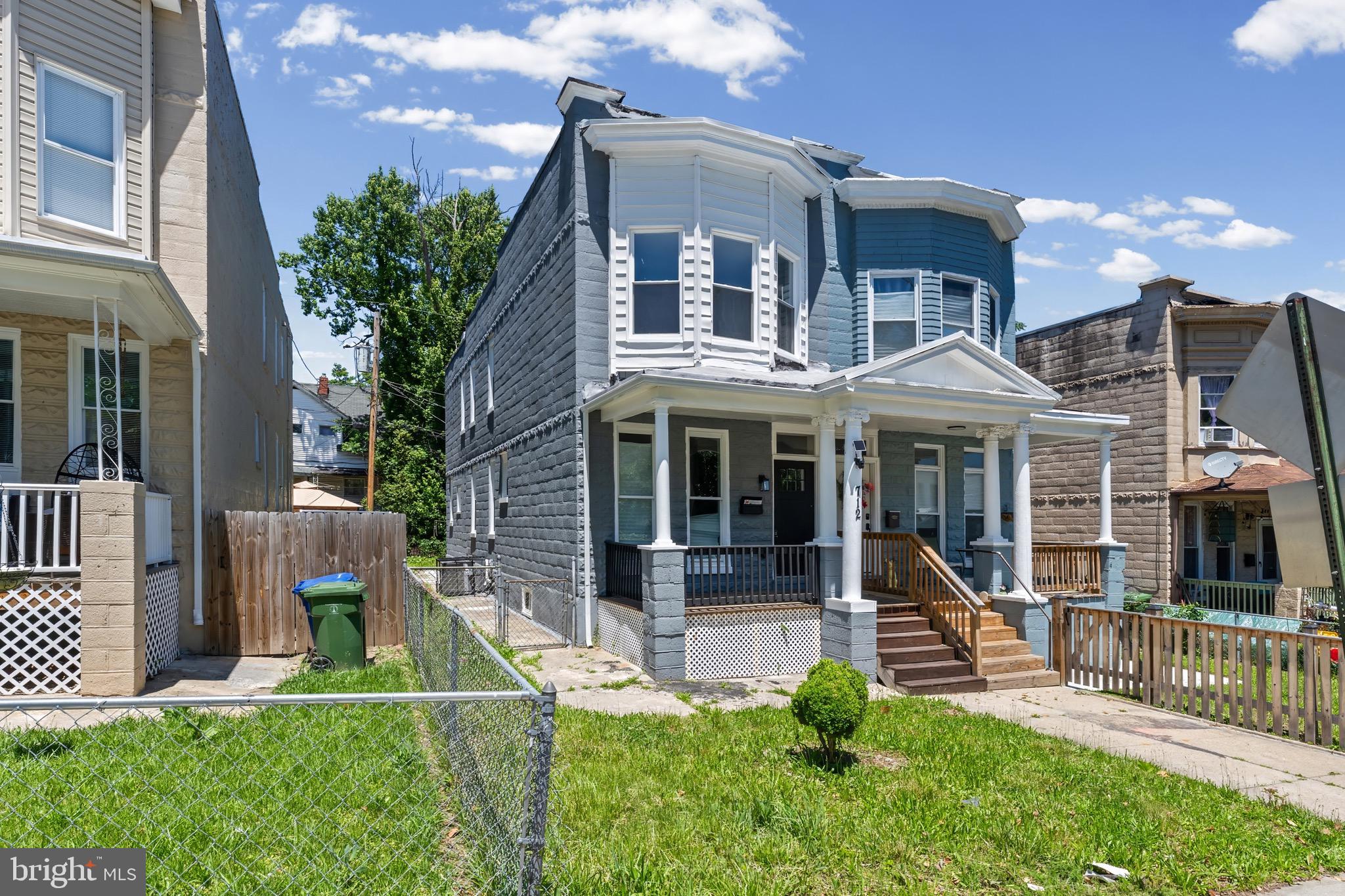 PEN LUCY - Residential