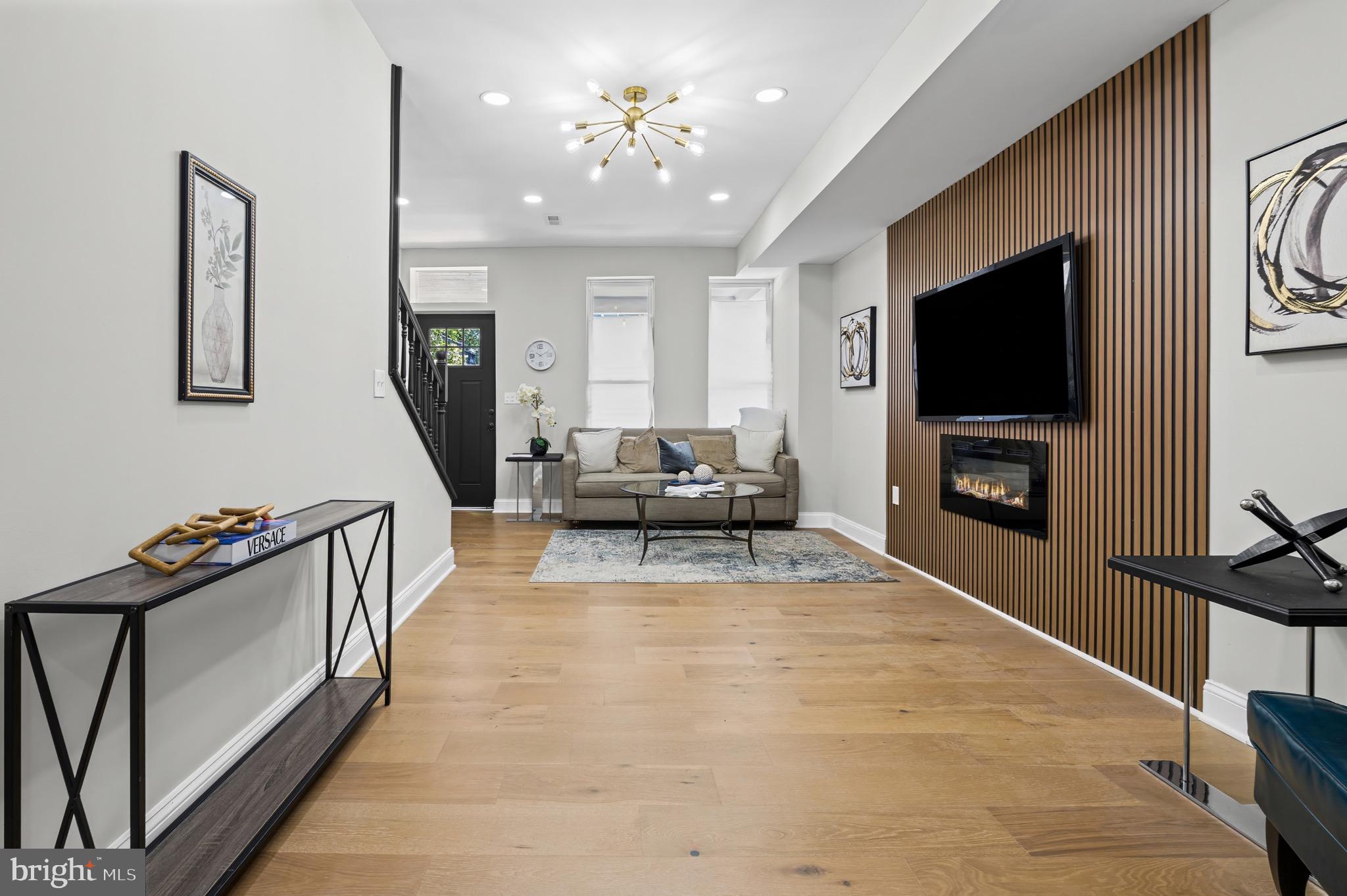 PEN LUCY - Residential