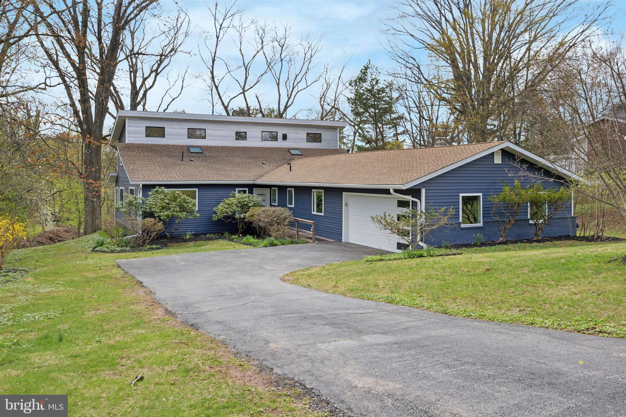 MEADOWS AT VALLEYFRG - Residential