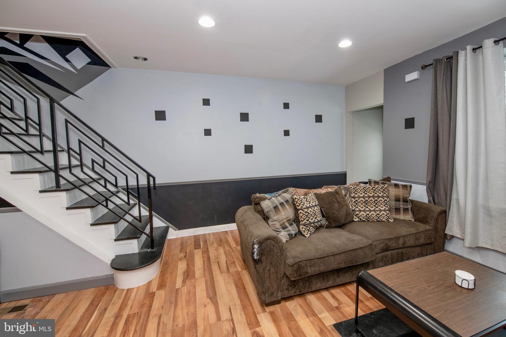 GERMANTOWN - Residential