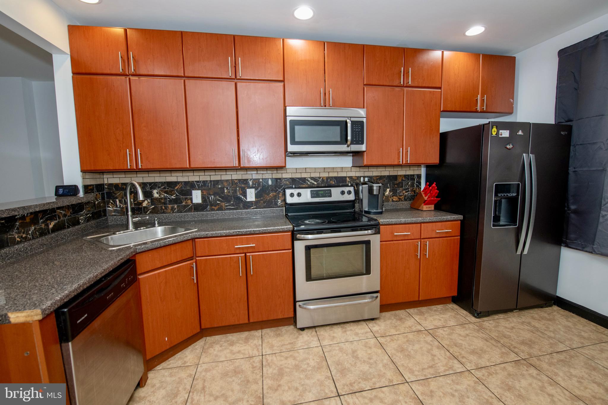 GERMANTOWN - Residential