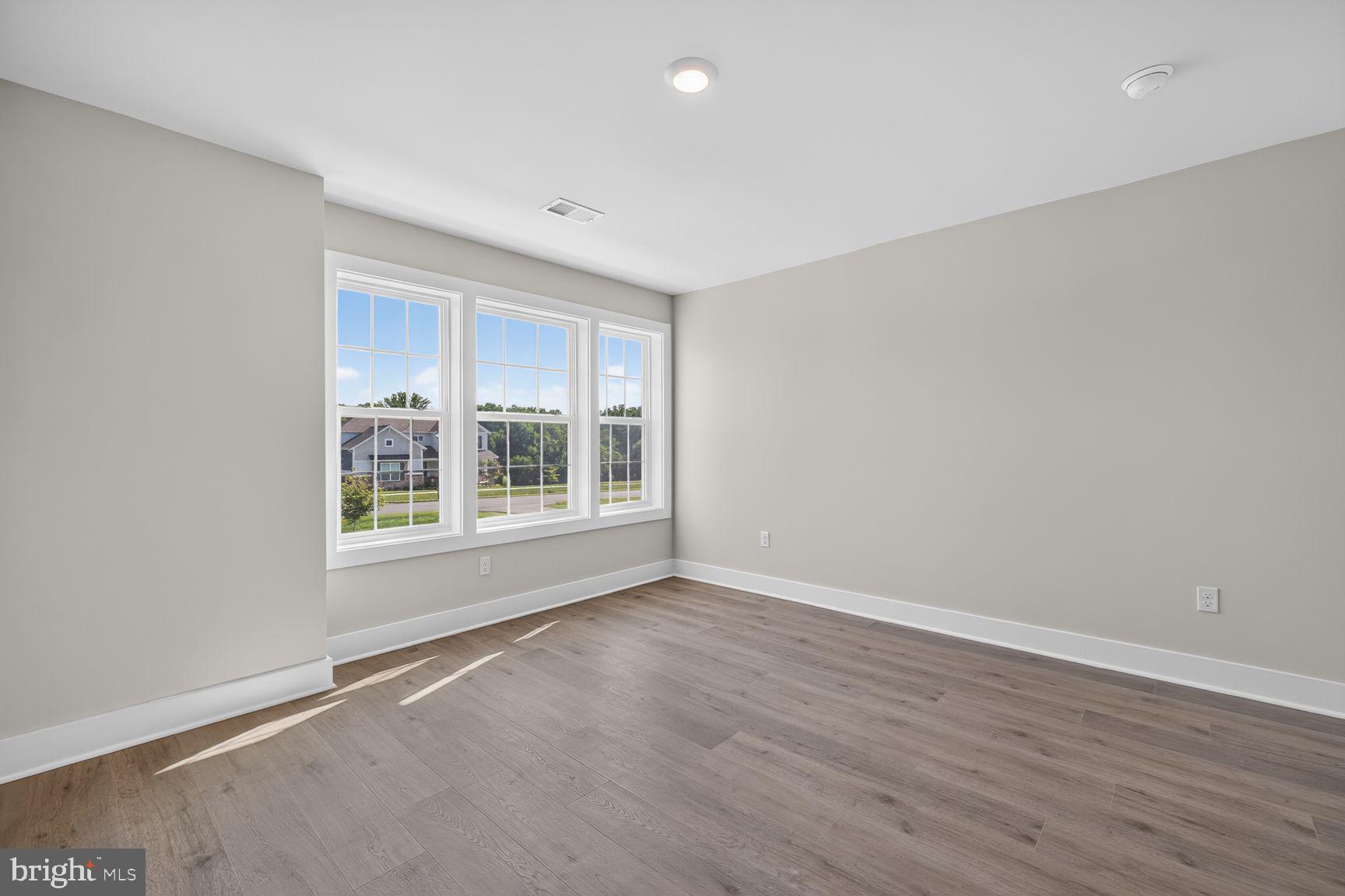 SENECA VIEW ESTATES - Residential