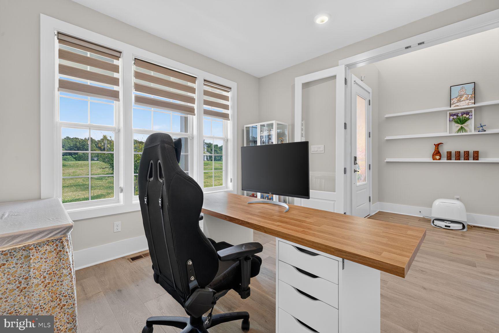 SENECA VIEW ESTATES - Residential