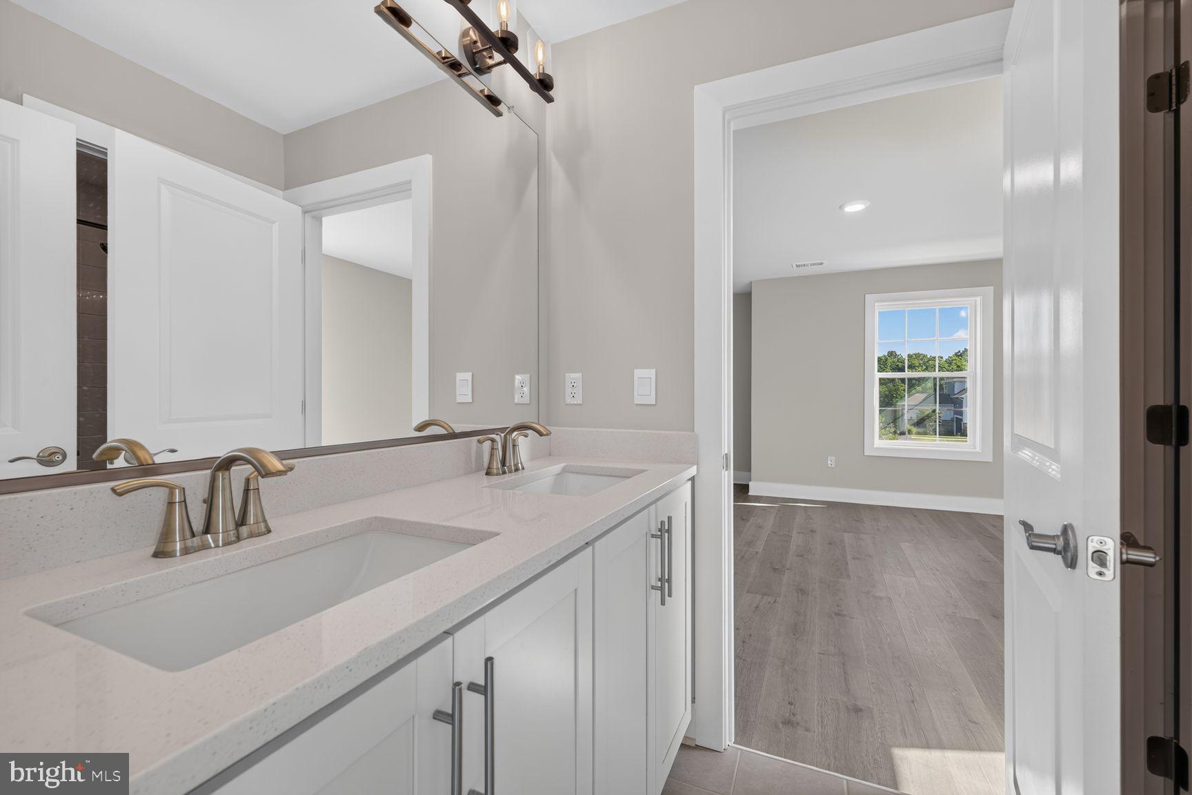 SENECA VIEW ESTATES - Residential
