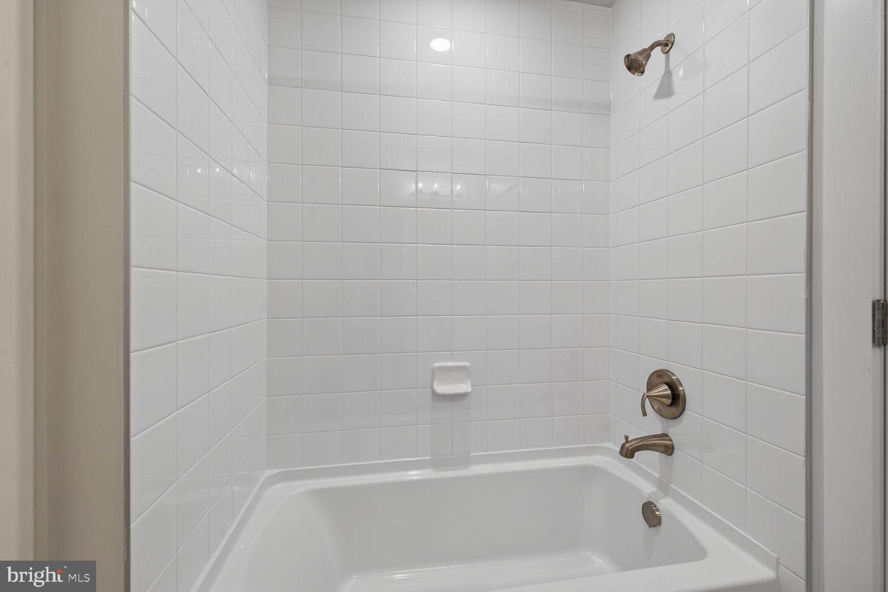SENECA VIEW ESTATES - Residential