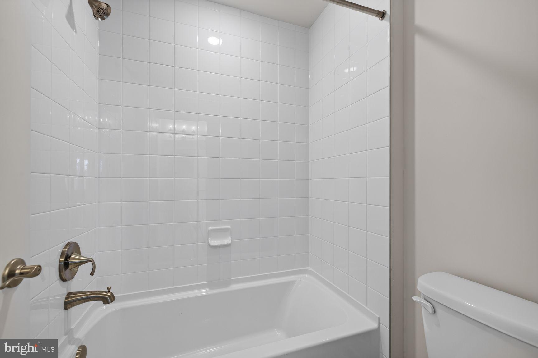 SENECA VIEW ESTATES - Residential