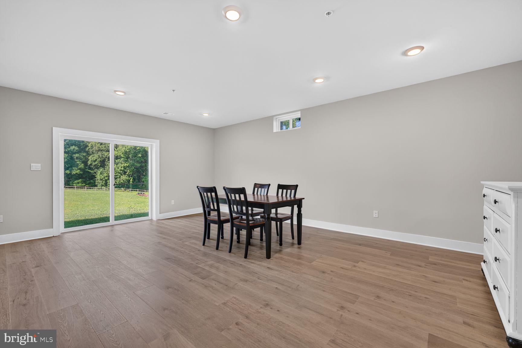SENECA VIEW ESTATES - Residential