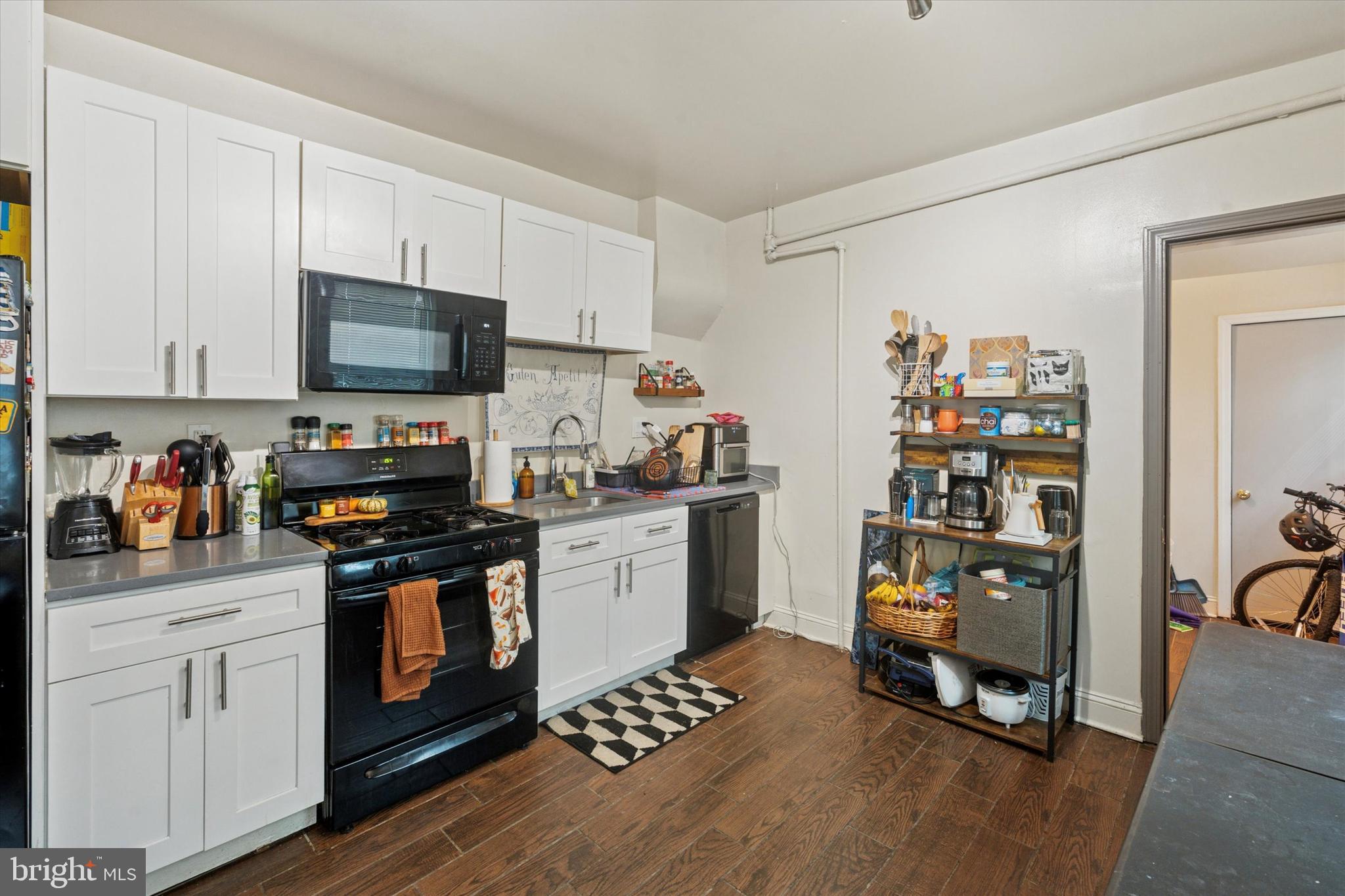 POWELTON VILLAGE - Residential