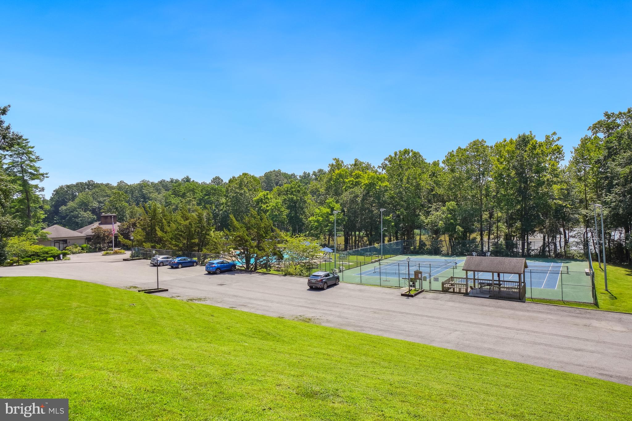 HARBOR HILLS - Residential
