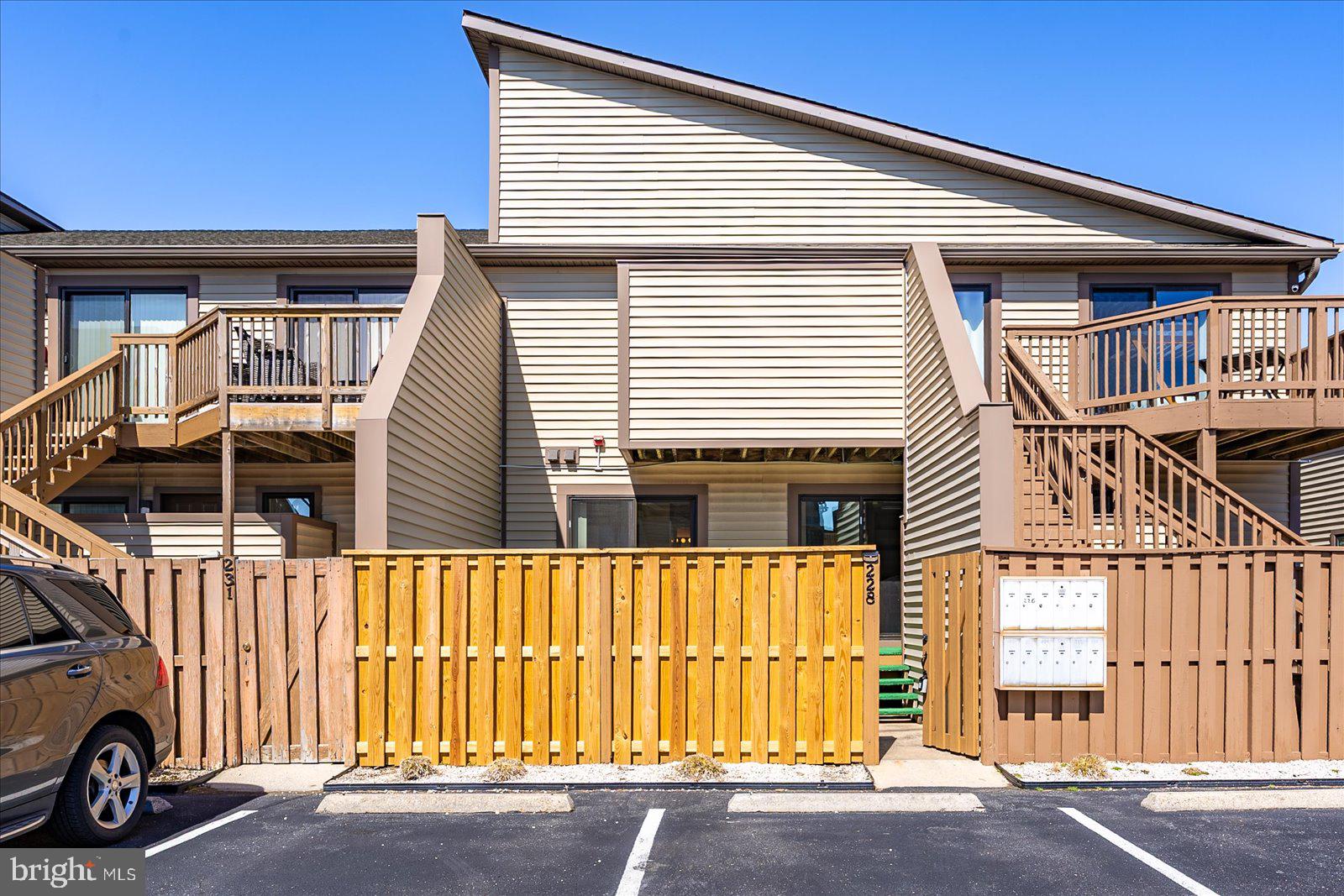 CLUB OCEAN VILLAS II - Residential