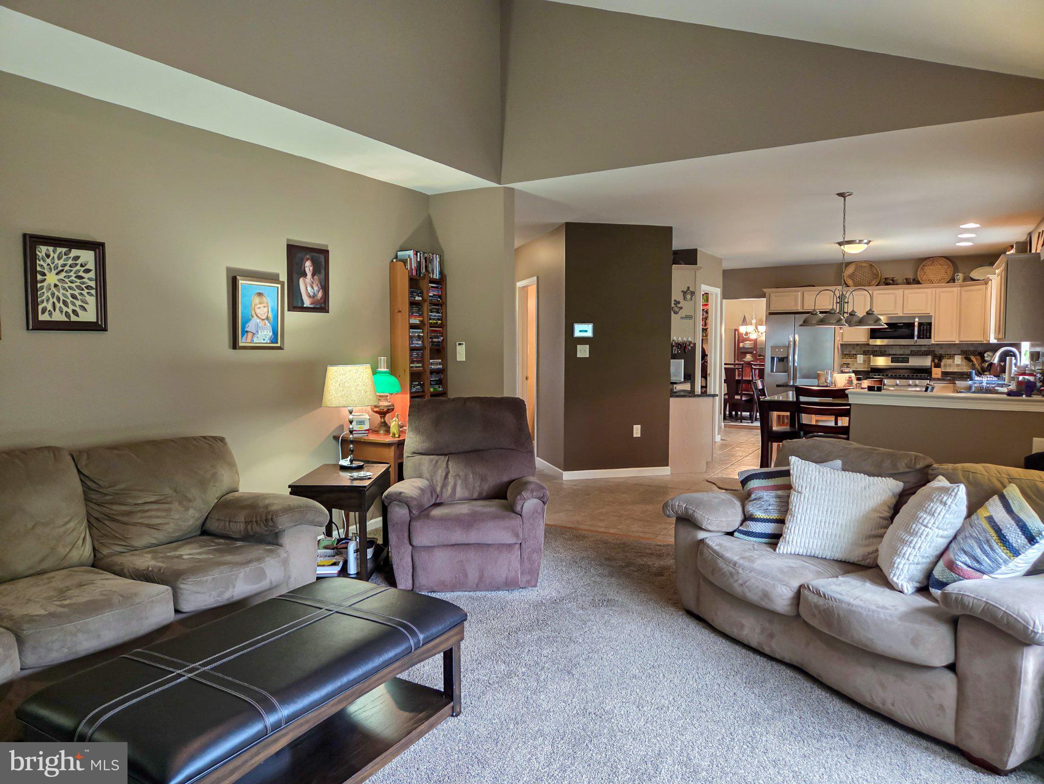 NORTHRIDGE - Residential