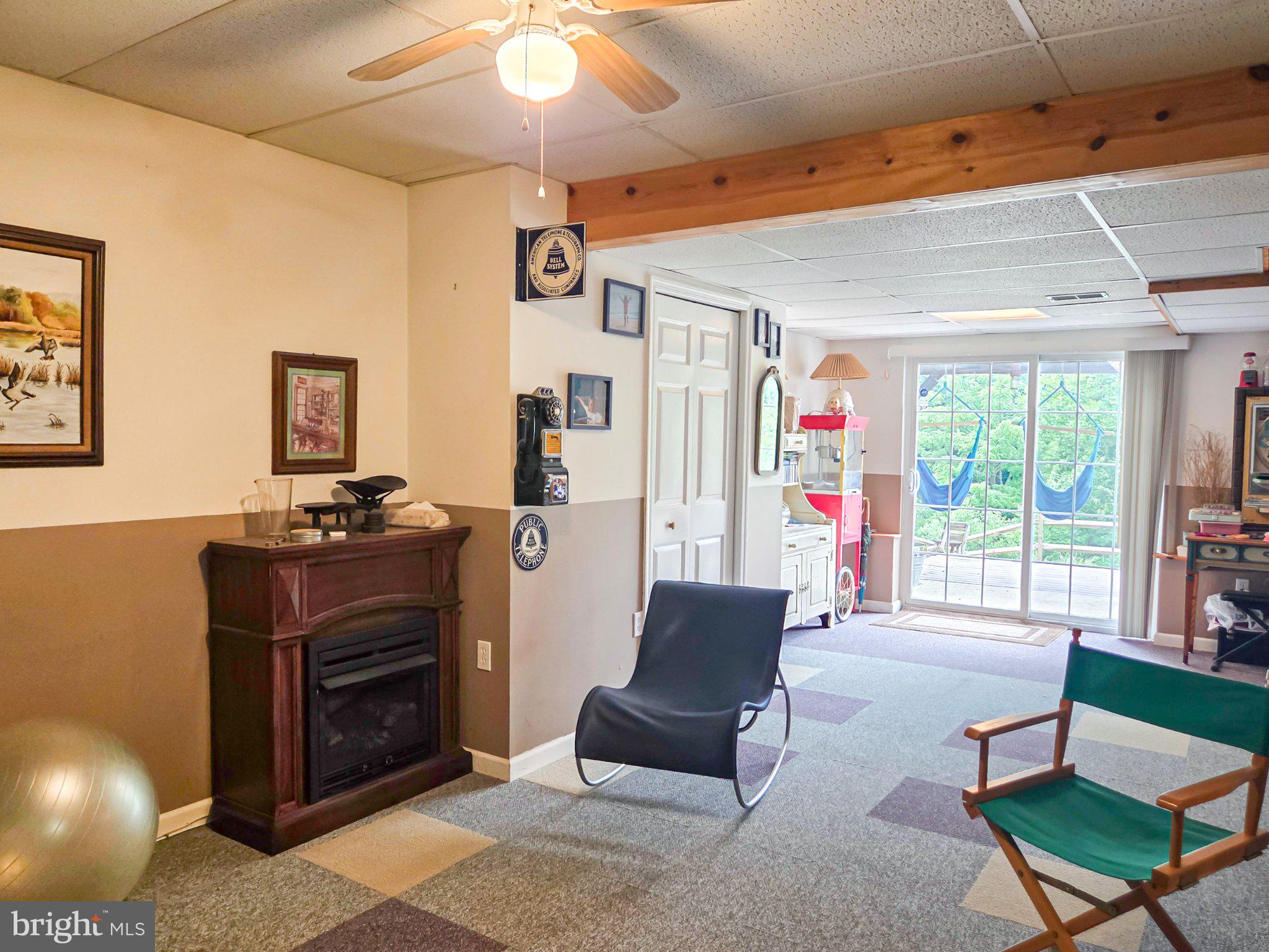 NORTHRIDGE - Residential