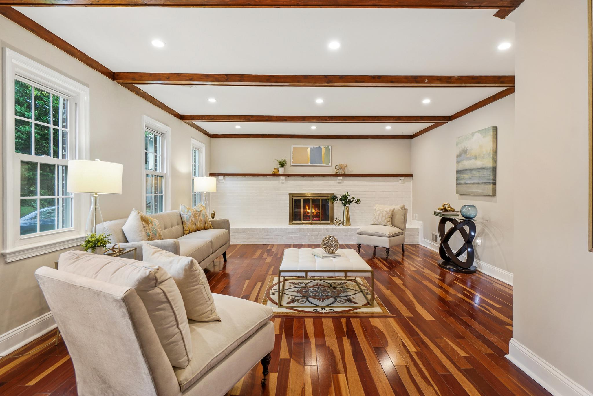 HORIZON HILL - Residential