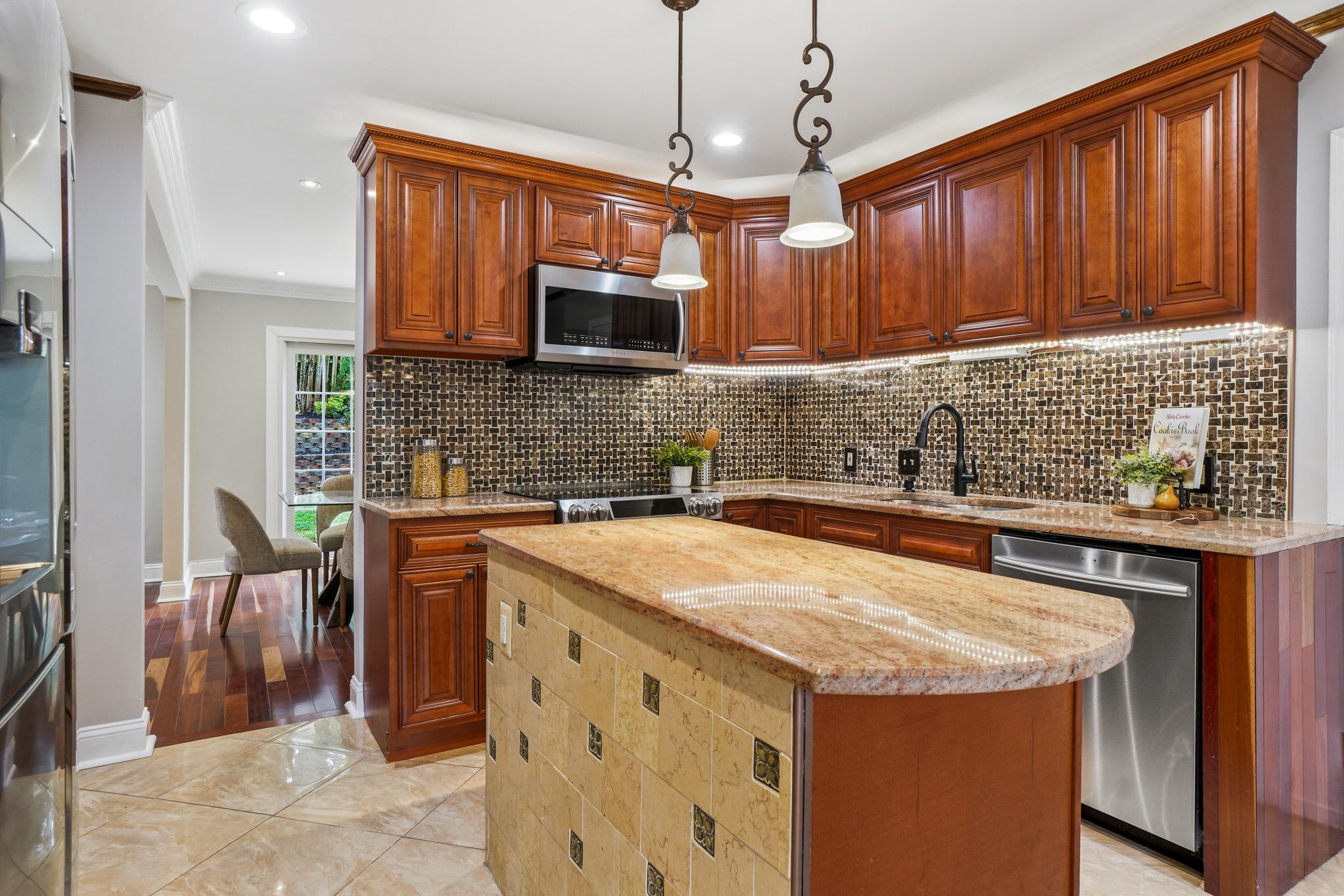 HORIZON HILL - Residential