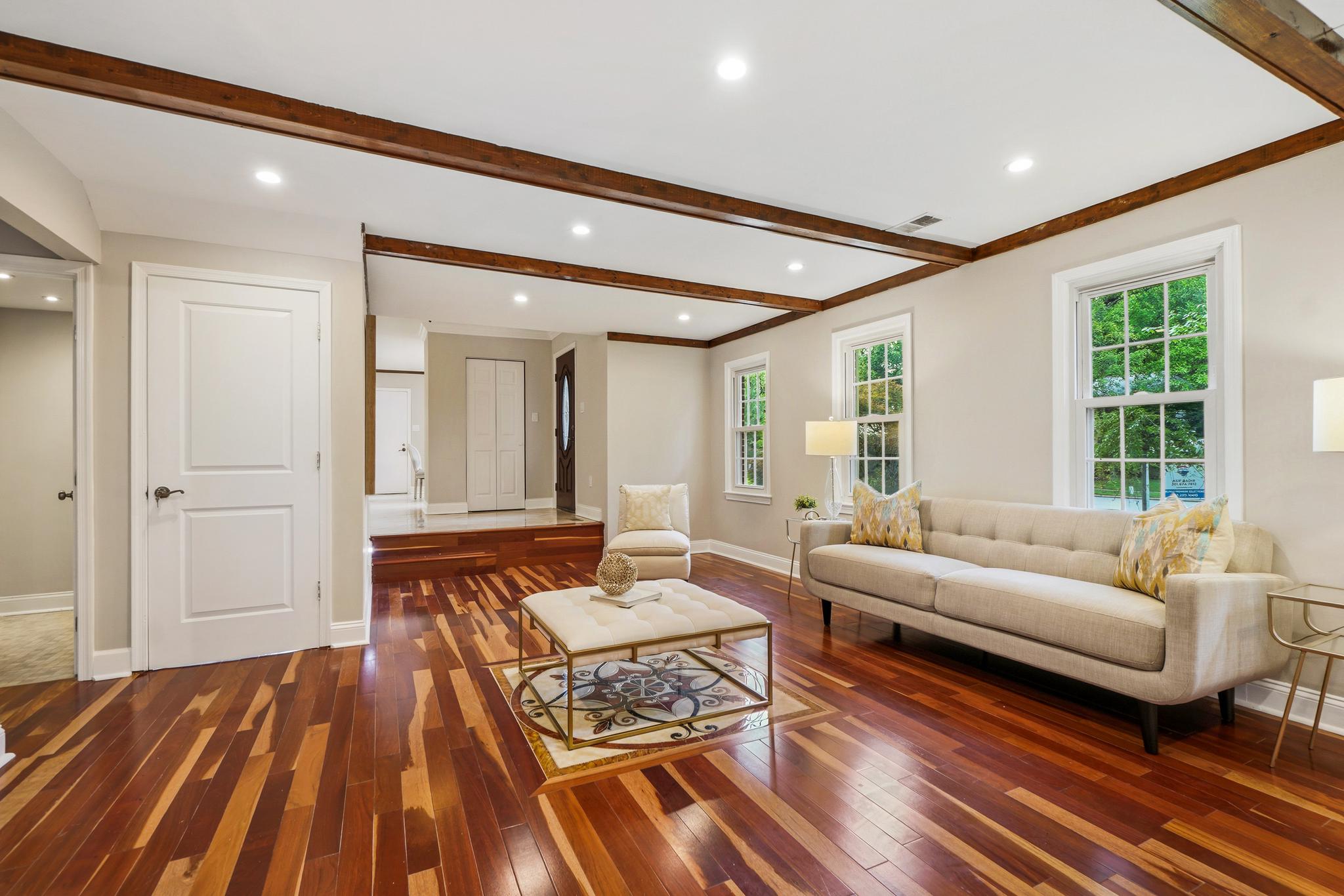 HORIZON HILL - Residential