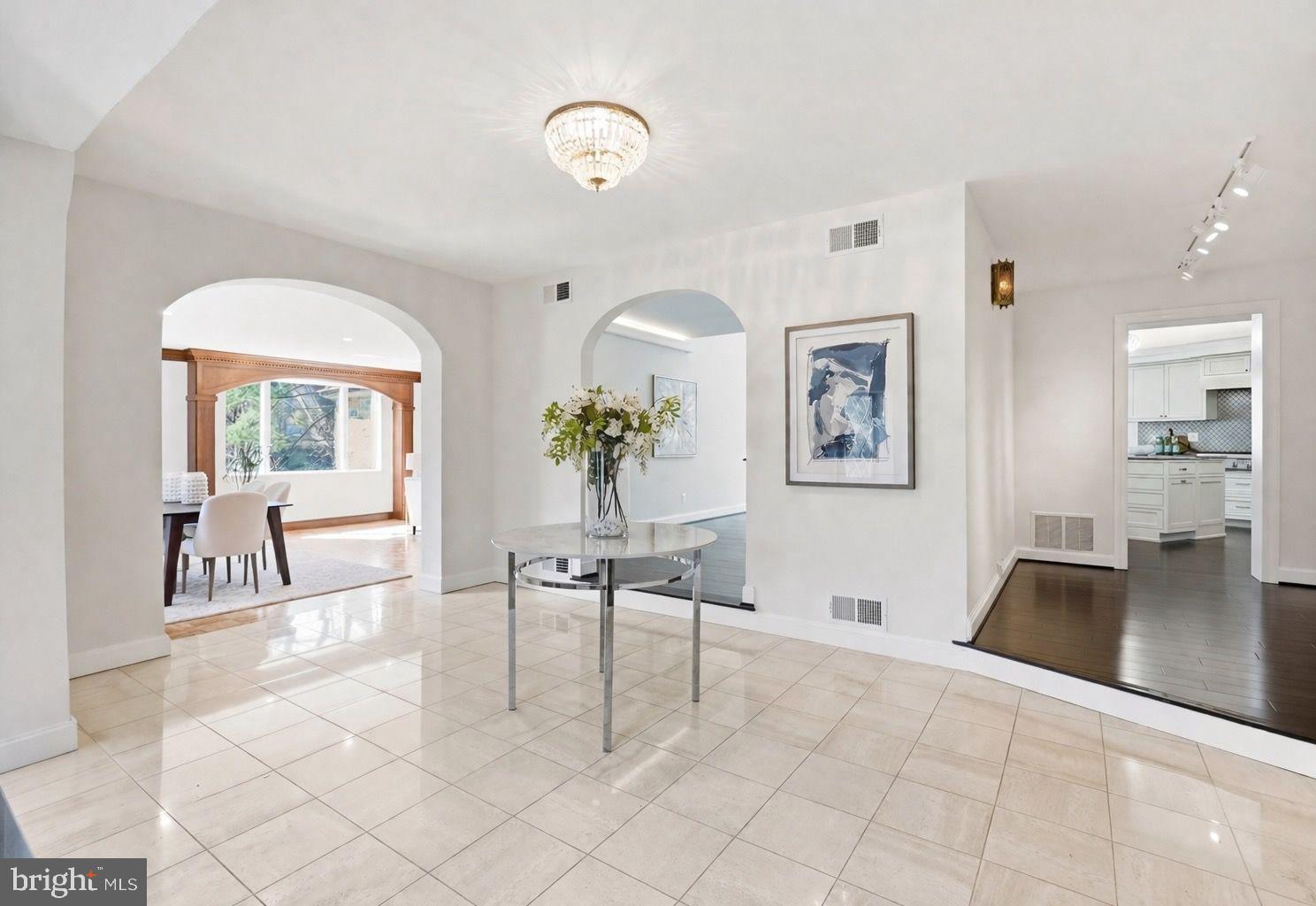 BURNING TREE ESTATES - Residential