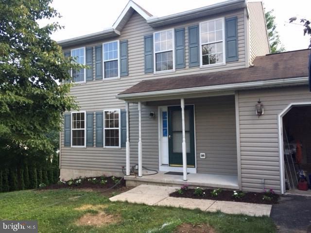 Beautiful, remodeled 2 story in Mt Wolf on a cul-de-sac. Brand new updated kitchen with stainless steel appliances, new vinyl floors, new carpet, updated bathrooms, and fresh paint. Nice fireplace in family room for cool evenings. Take pride in your home with this gorgeous, affordable, like new house!