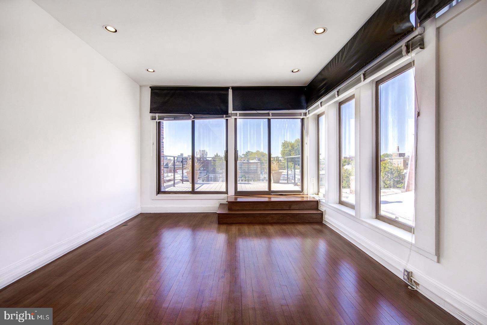 FITLER SQUARE - Residential Income