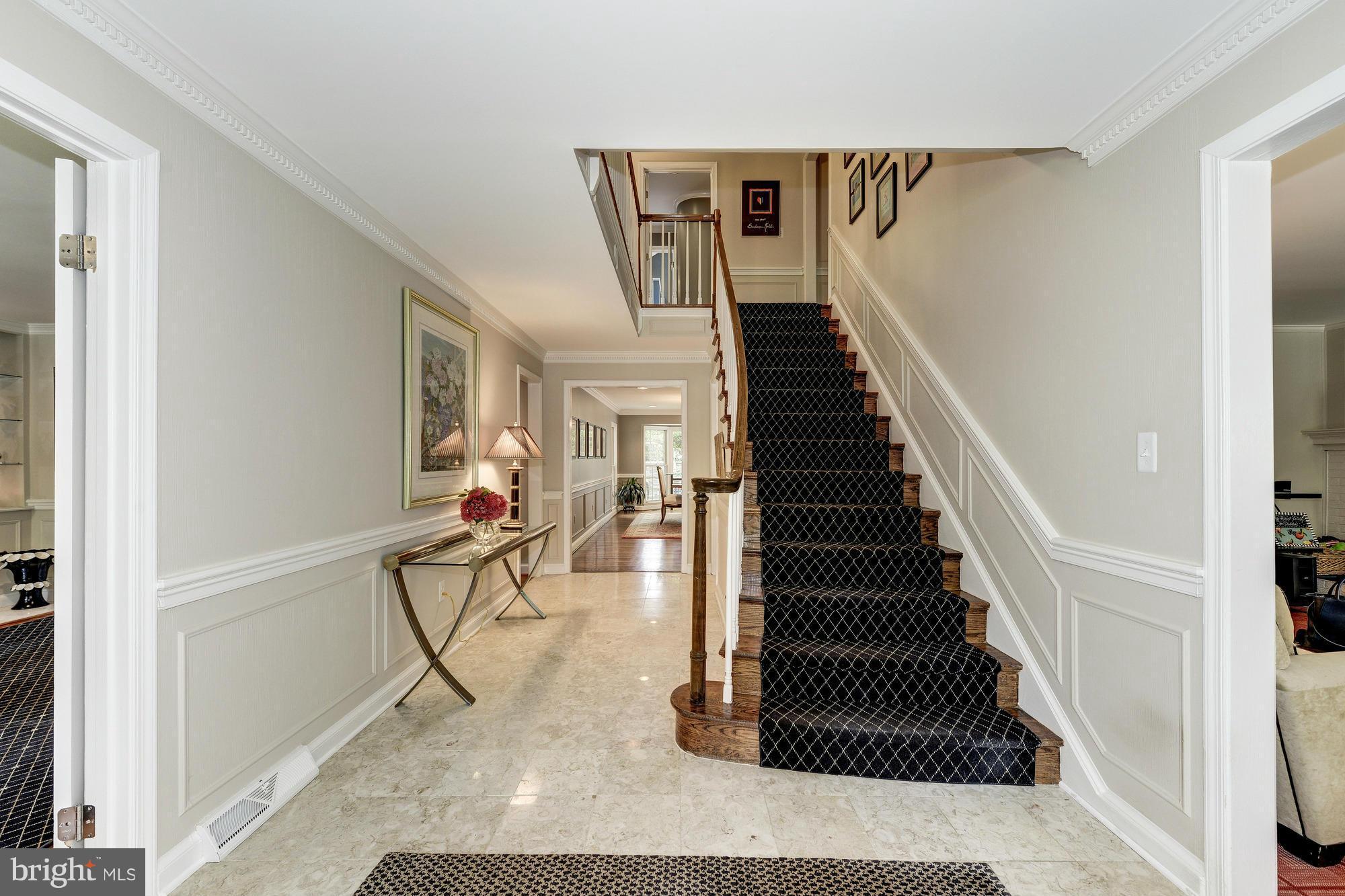 RIVER OAKS - Residential