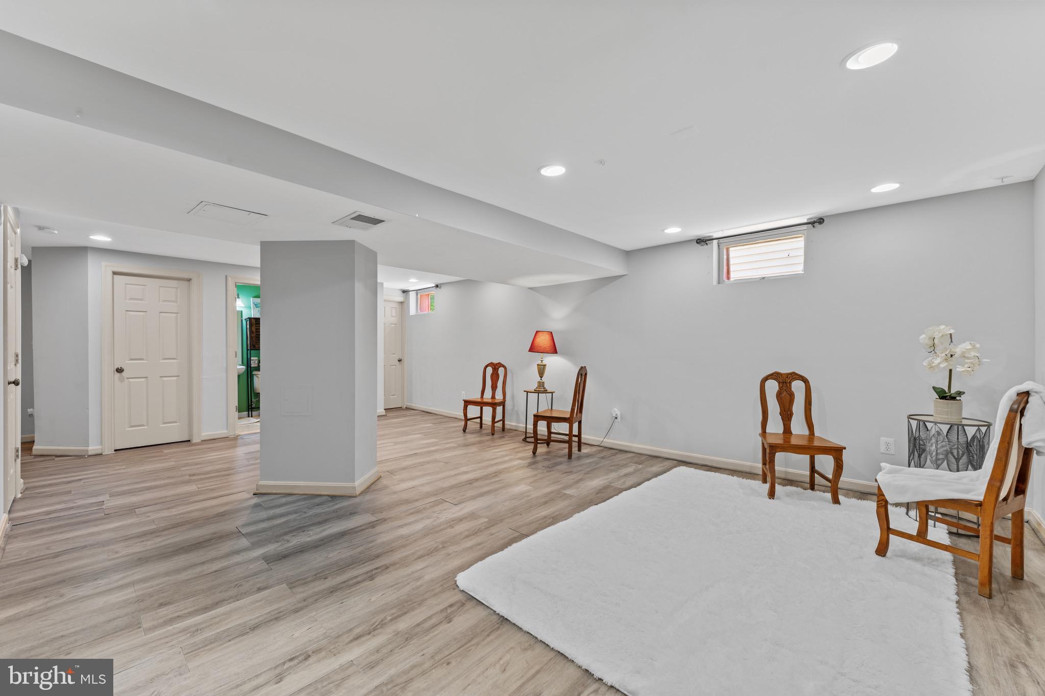 MONTGOMERY HIGHLANDS ESTATES - Residential