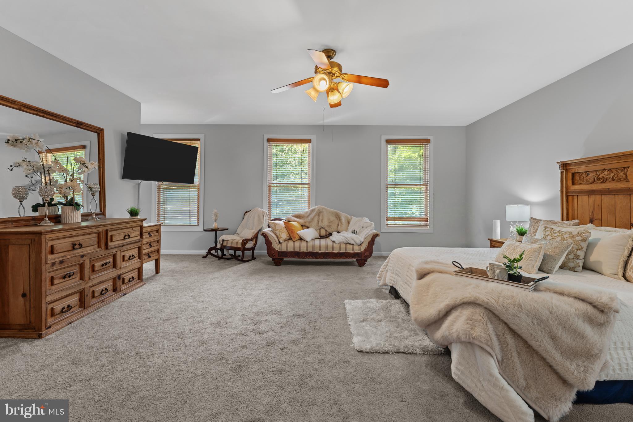 MONTGOMERY HIGHLANDS ESTATES - Residential