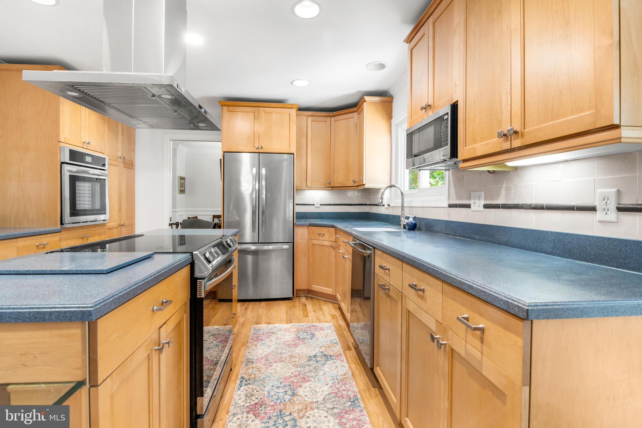 TWIN HARBORS - Residential