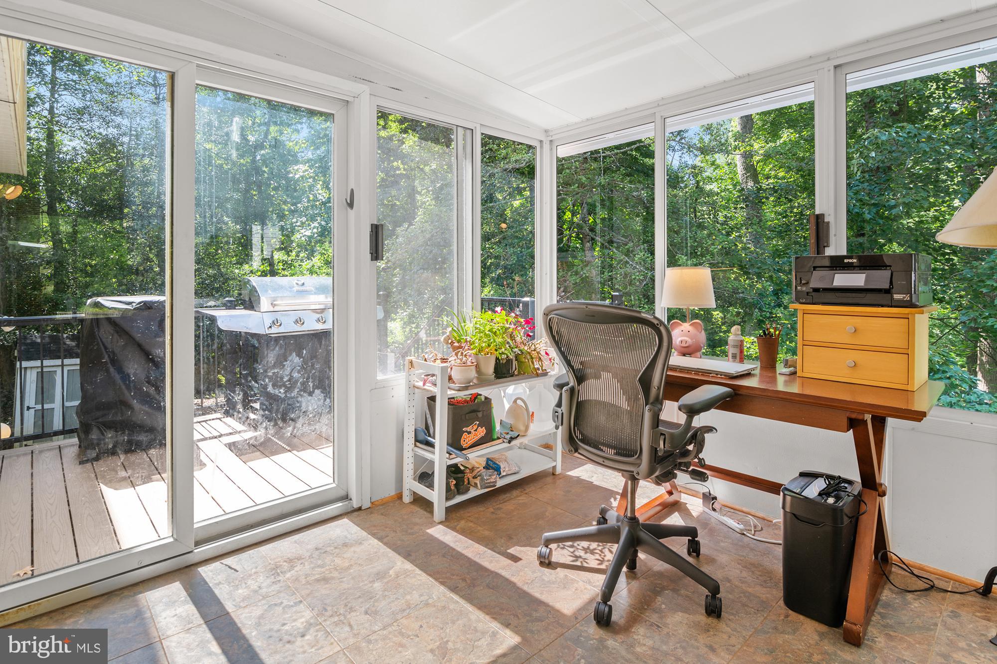 TWIN HARBORS - Residential