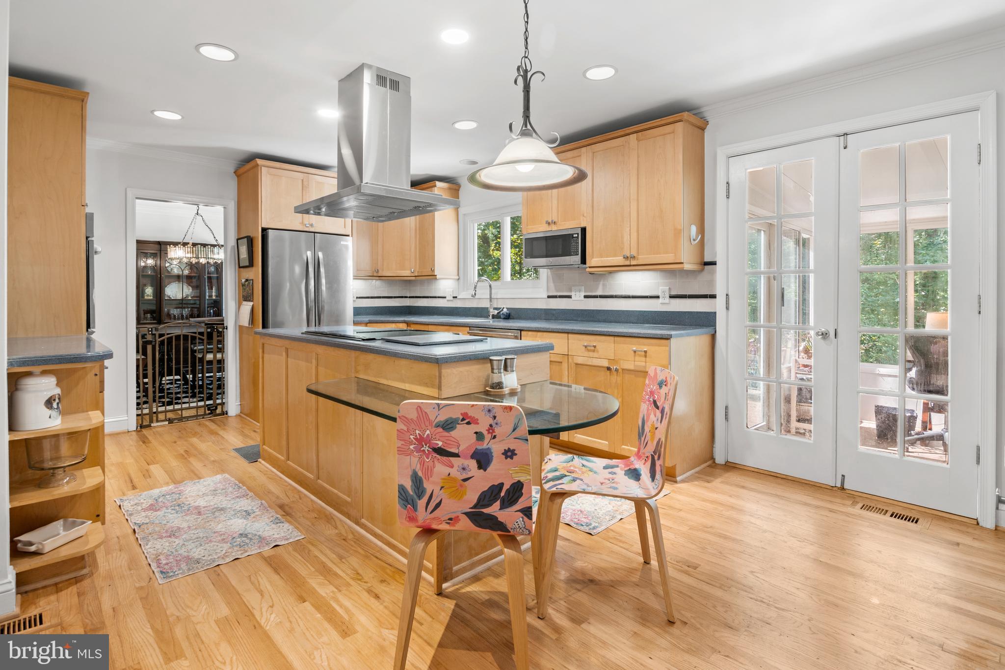 TWIN HARBORS - Residential