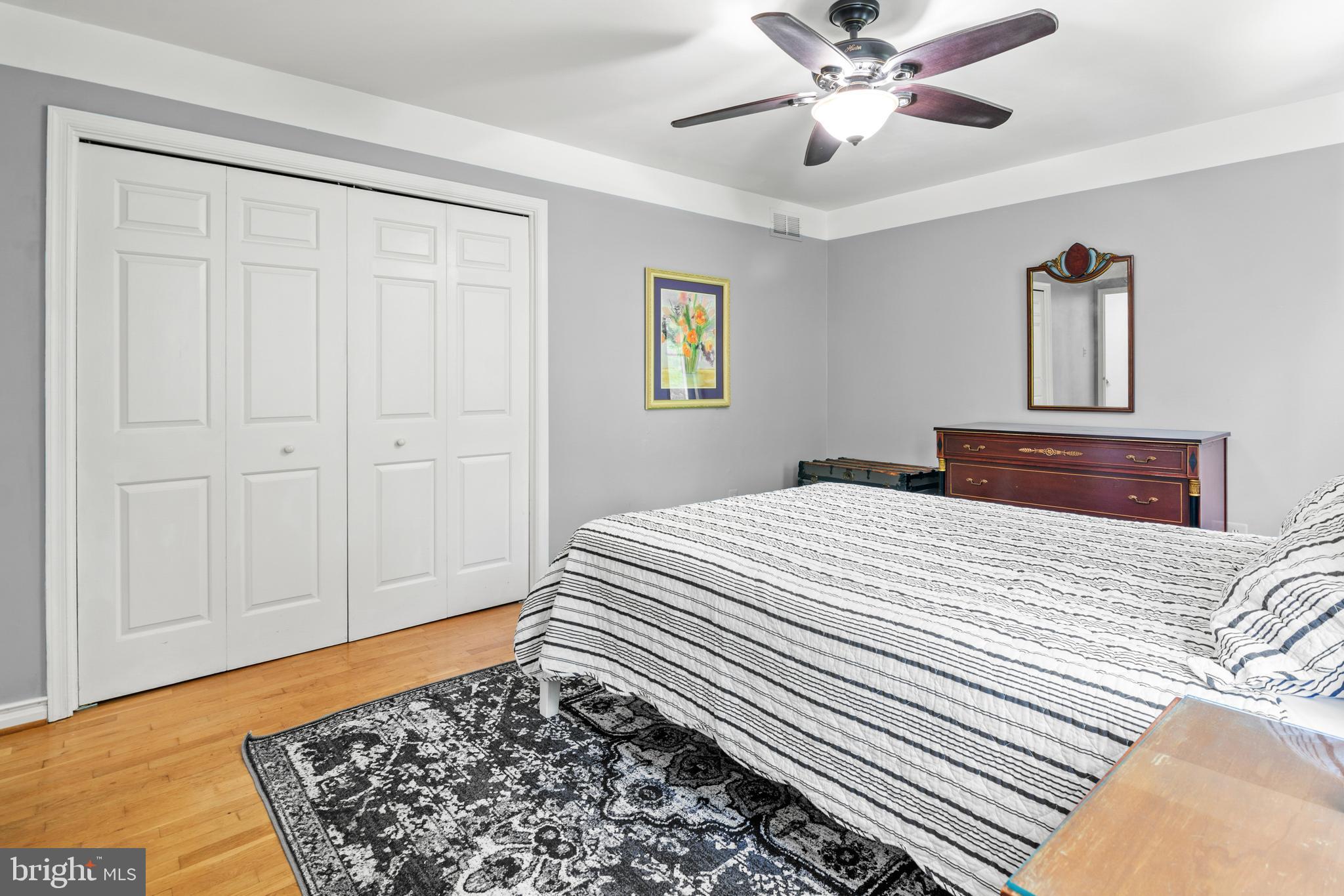 TWIN HARBORS - Residential