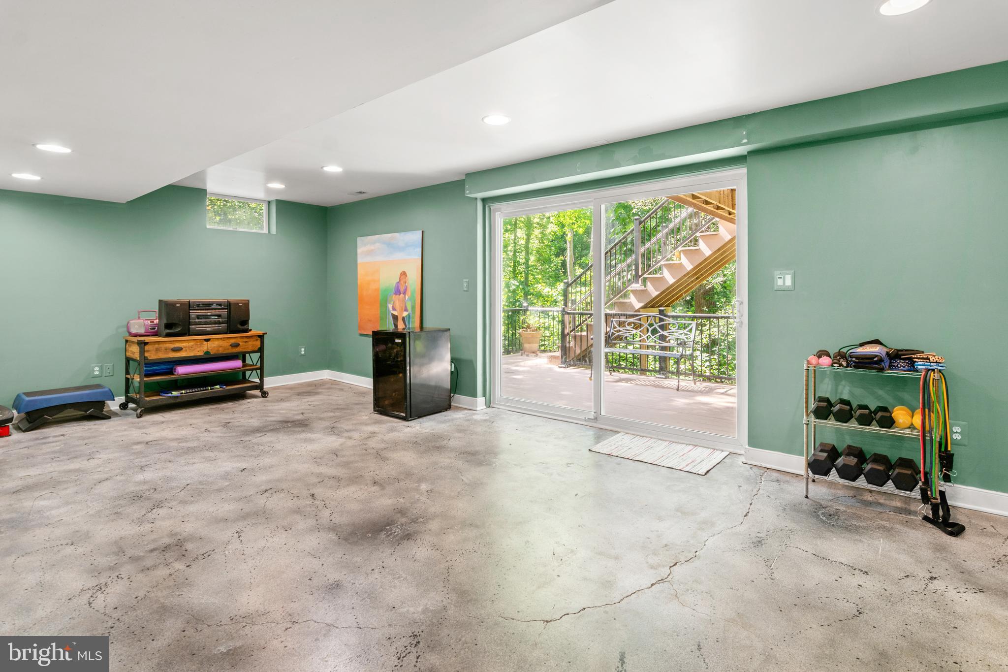 TWIN HARBORS - Residential