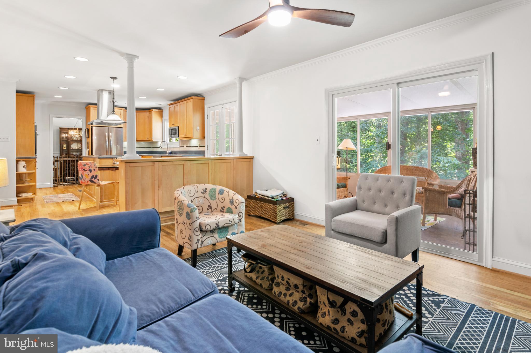 TWIN HARBORS - Residential