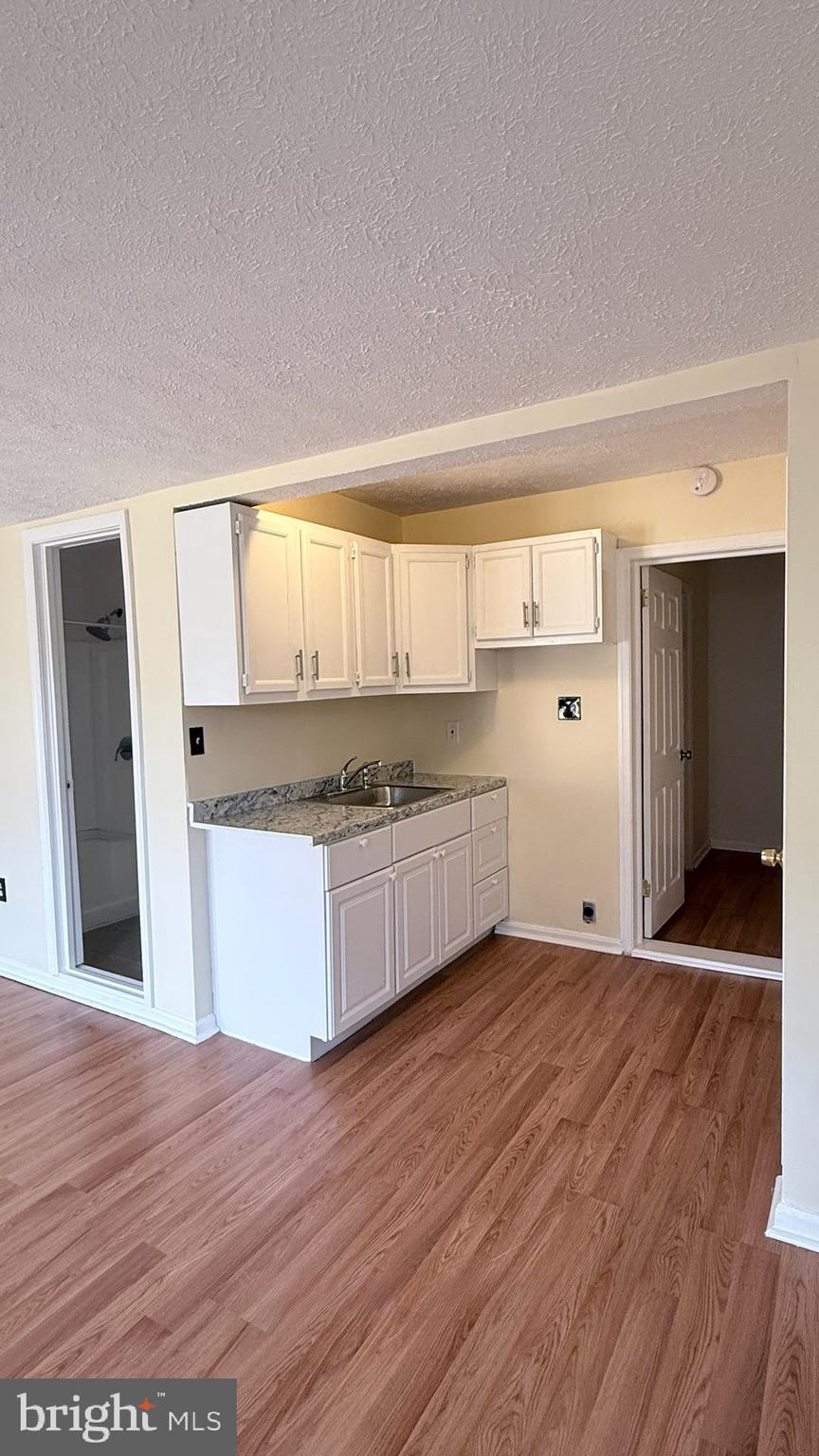 CAPITAL VIEW TOWNHOUSES - Residential