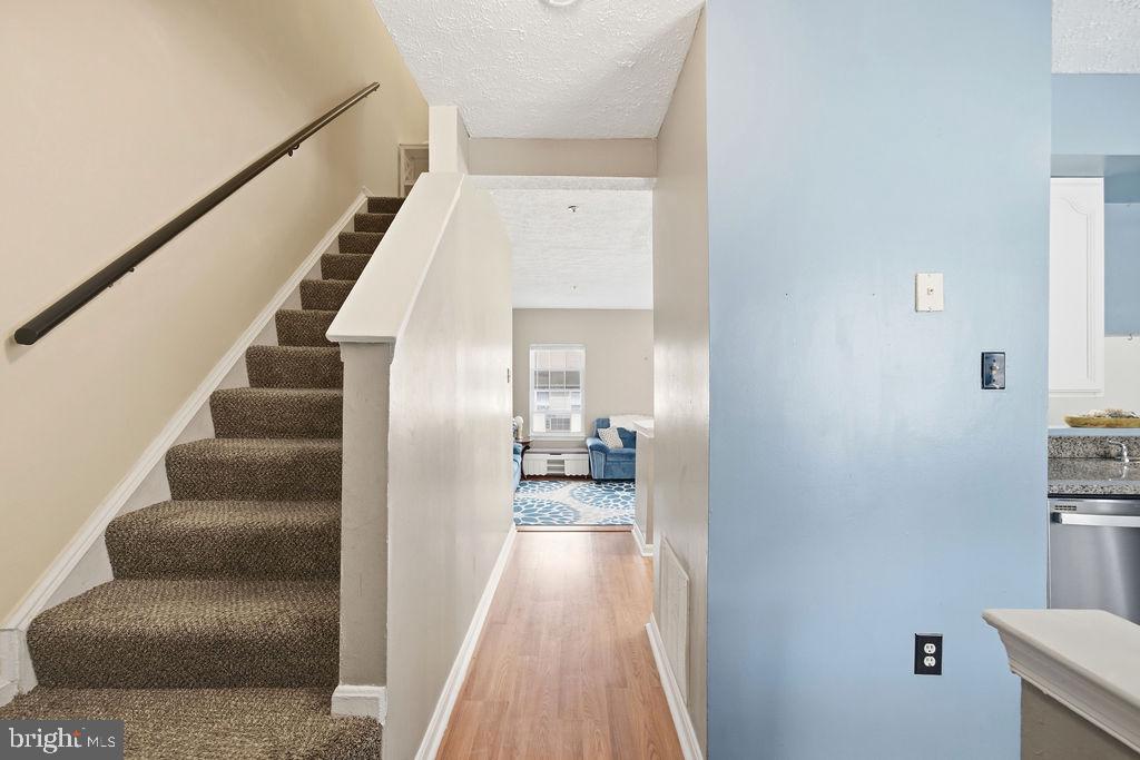 CAPITAL VIEW TOWNHOUSES - Residential