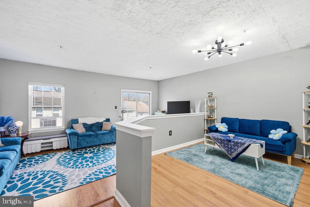 CAPITAL VIEW TOWNHOUSES - Residential