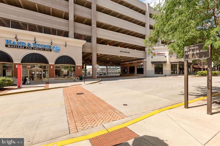 WESTBRIAR - Residential Lease
