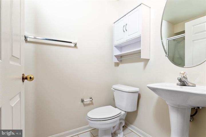 WESTBRIAR - Residential Lease