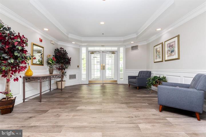 WESTBRIAR - Residential Lease